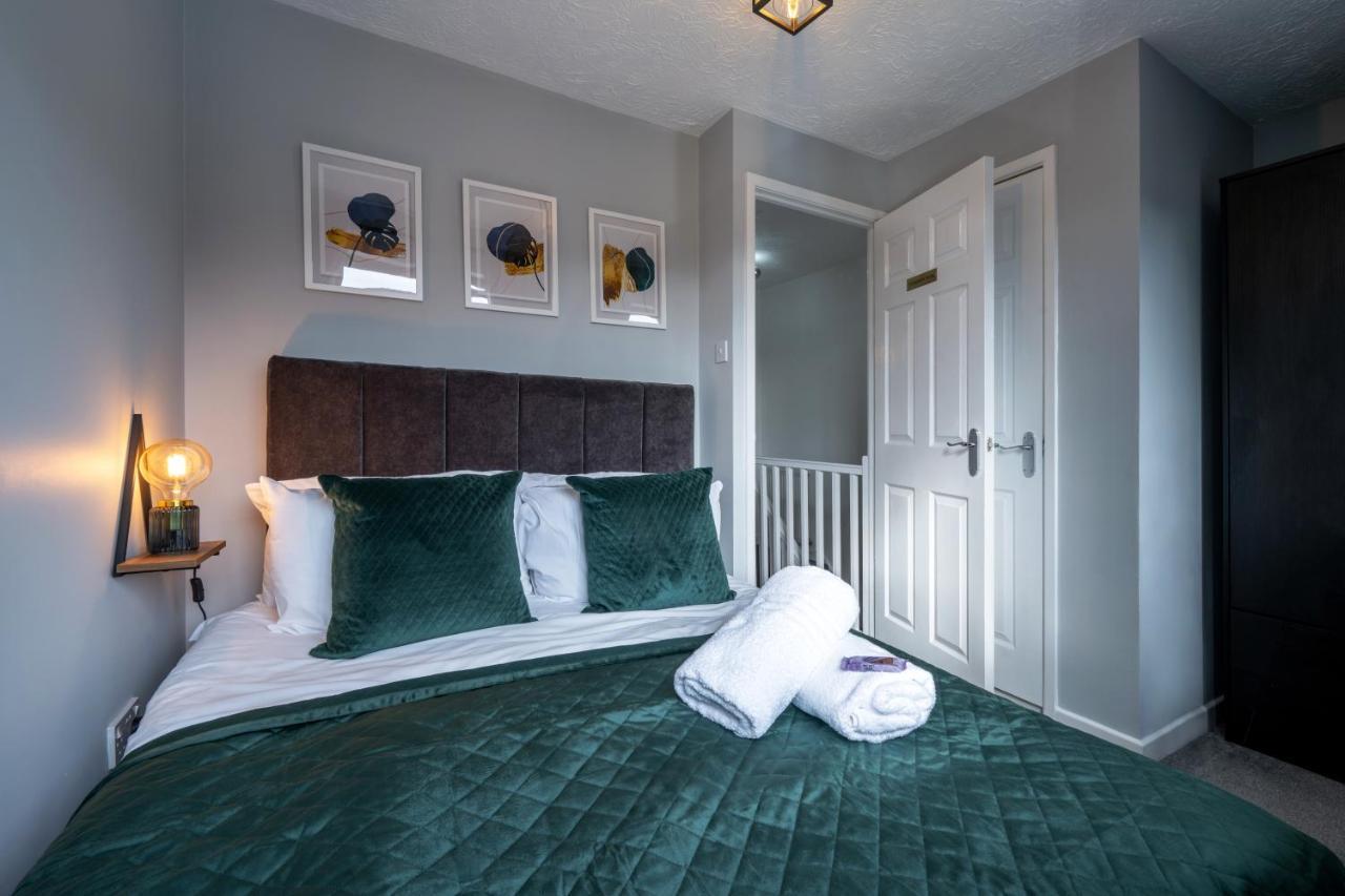 Cradley Heath Yew Tree House Contractor / Family Home Free Netflix Fast Wifi Near Dudley/Birmingham מראה חיצוני תמונה