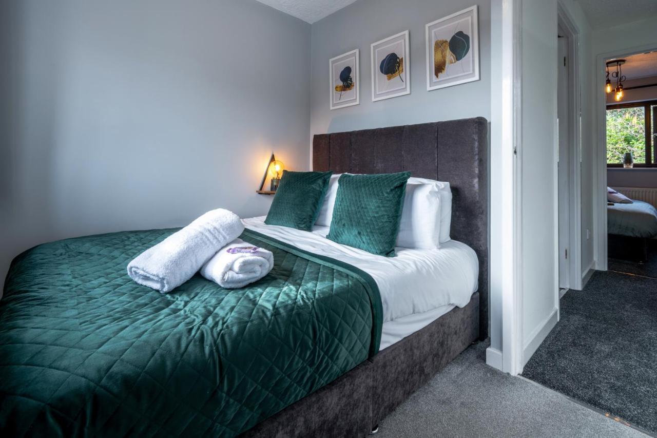 Cradley Heath Yew Tree House Contractor / Family Home Free Netflix Fast Wifi Near Dudley/Birmingham מראה חיצוני תמונה